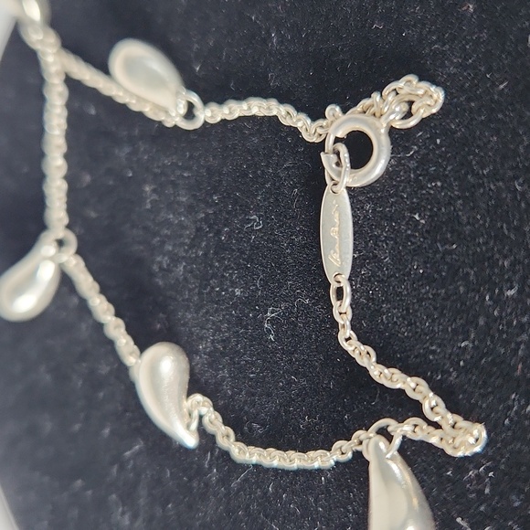 Authentic Tiffany and Co Teardrop Bracelet Sterling Silver - Picture 3 of 5